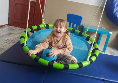 Dziecko na zajęciach PFRON